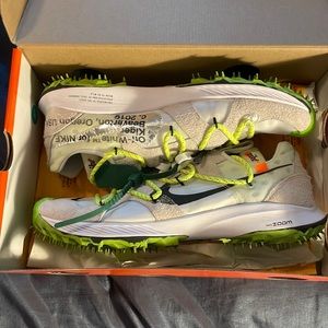 Nike Off-White Zoom Terra Kiger Size 12M/13.5W Used